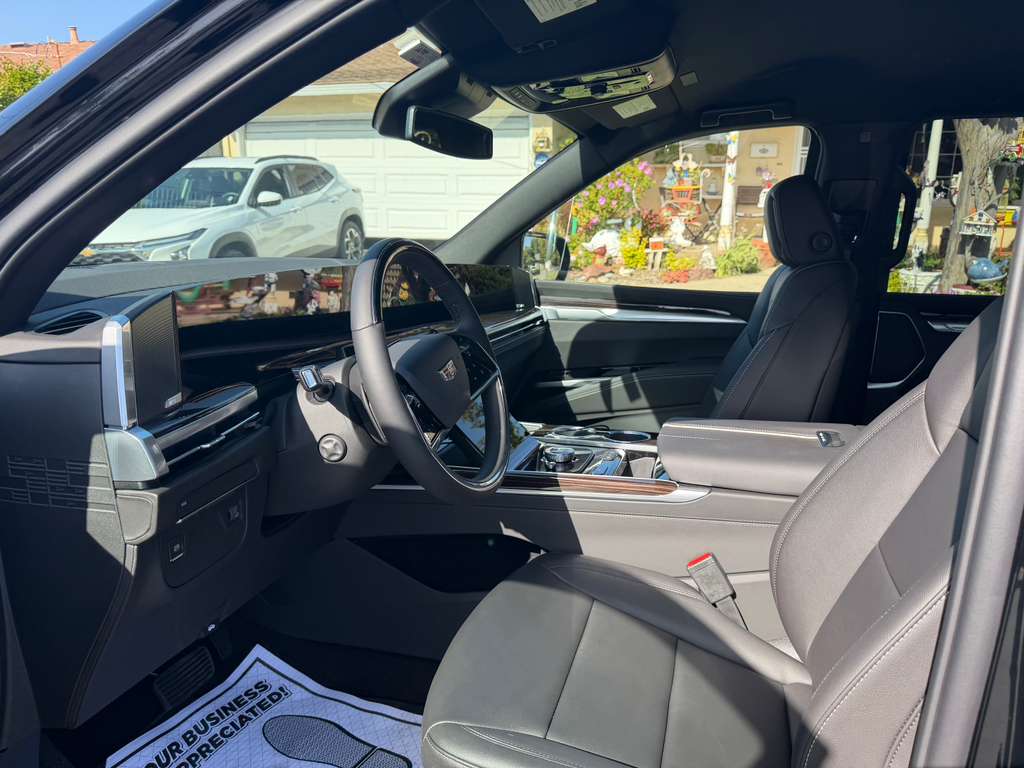2026 Cadillac Escalade black luxury SUV with chauffeur service for airport transfers and private transportation in San Francisco